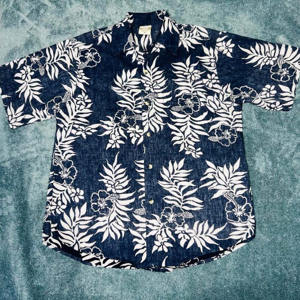 Barefoot Dreams Men's Blue and Navy Shirt